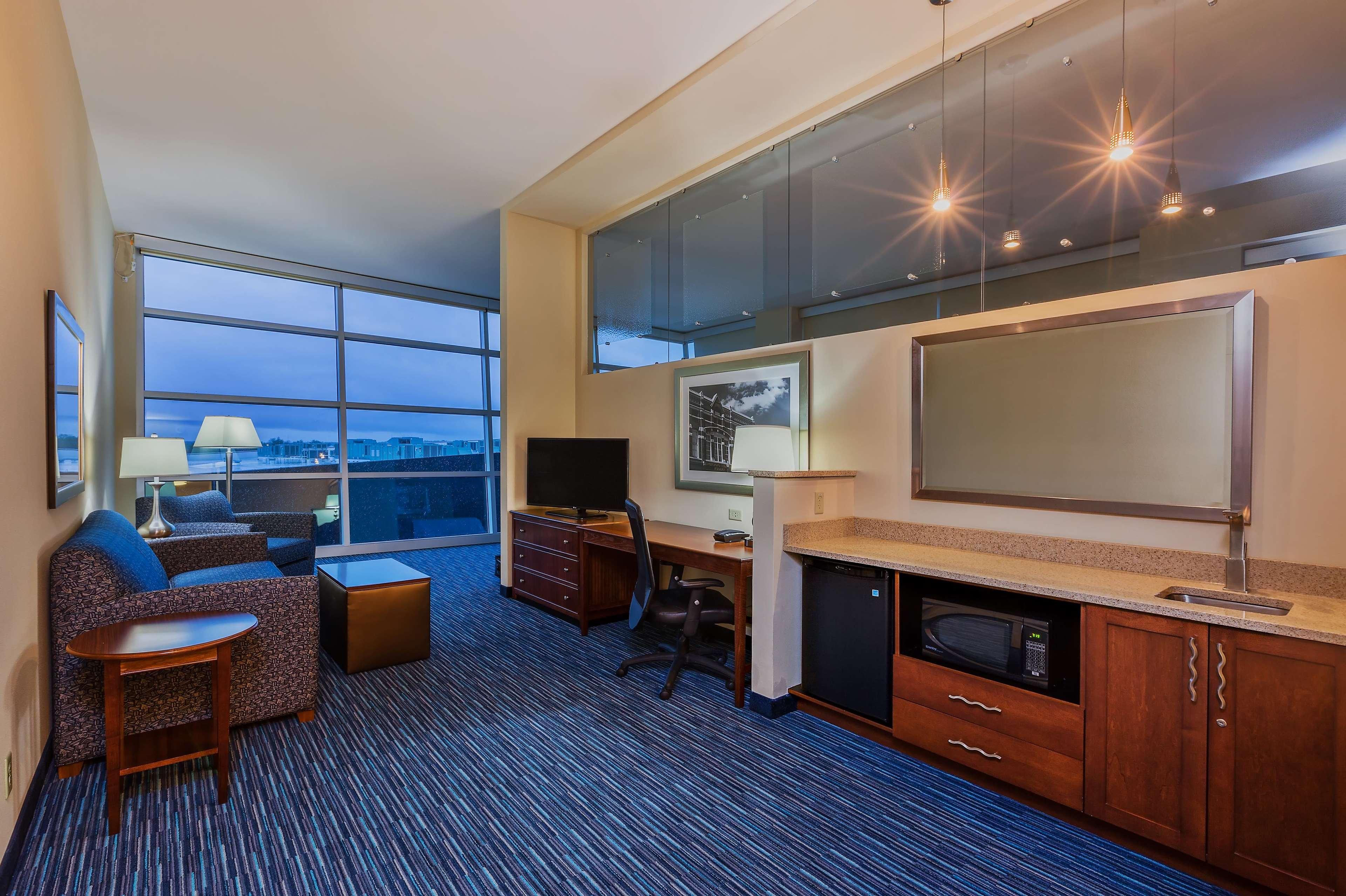 Hampton Inn & Suites Owensboro Downtown Waterfront Buitenkant foto