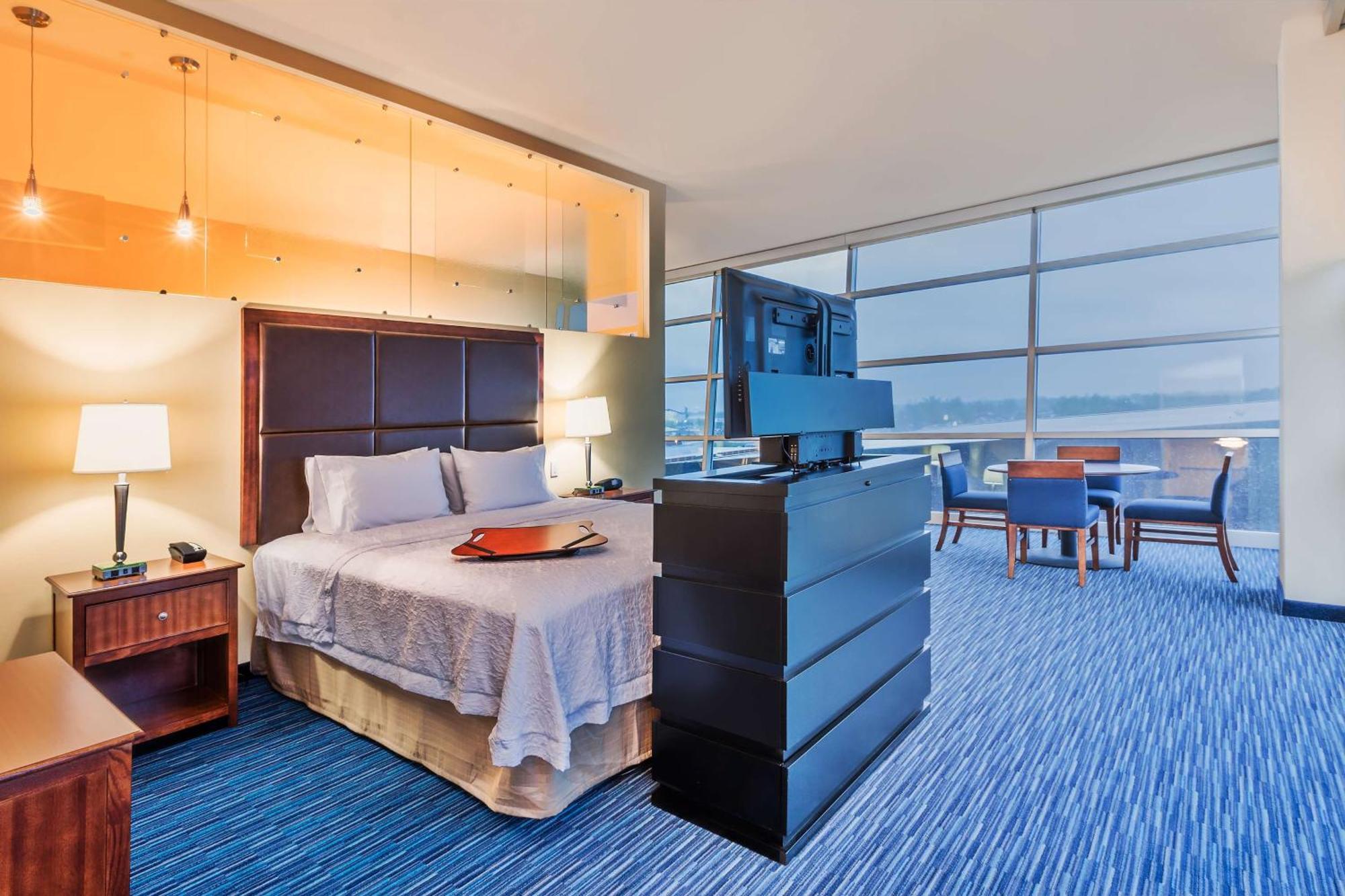 Hampton Inn & Suites Owensboro Downtown Waterfront Buitenkant foto